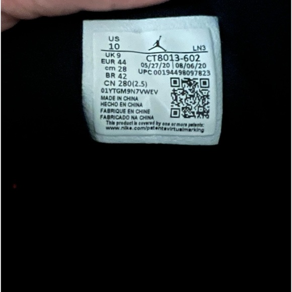 Air Jordan 12 Retro, VARSITY RED/BLACK, Men’s US size 10 NEVER WORN. BRAND NEW. - Picture 6 of 7